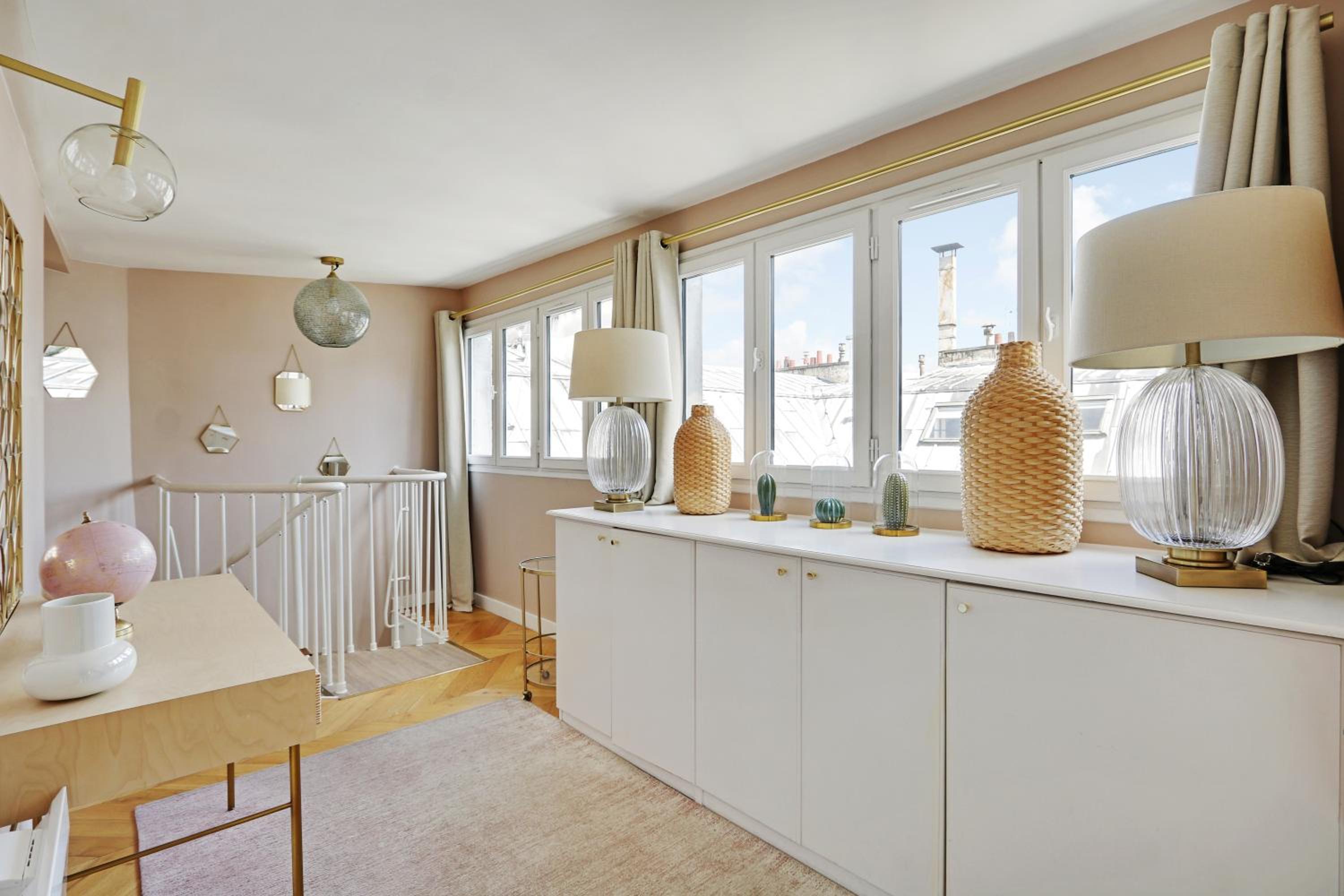 Pick A Flat's Apartments in Opéra Saint Lazarre - Rue de l'Isly