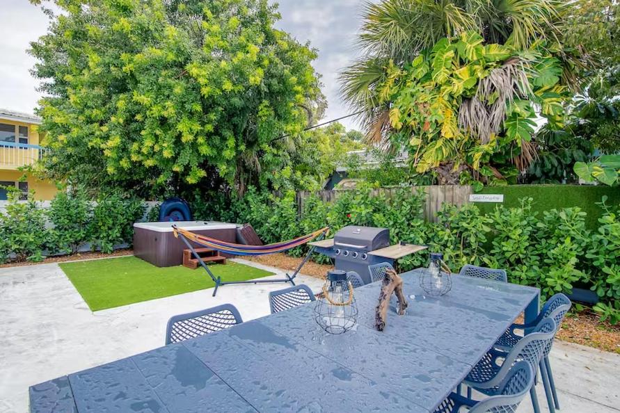 Dog friendly condo with beach access, hot tub & firepit, photo 35