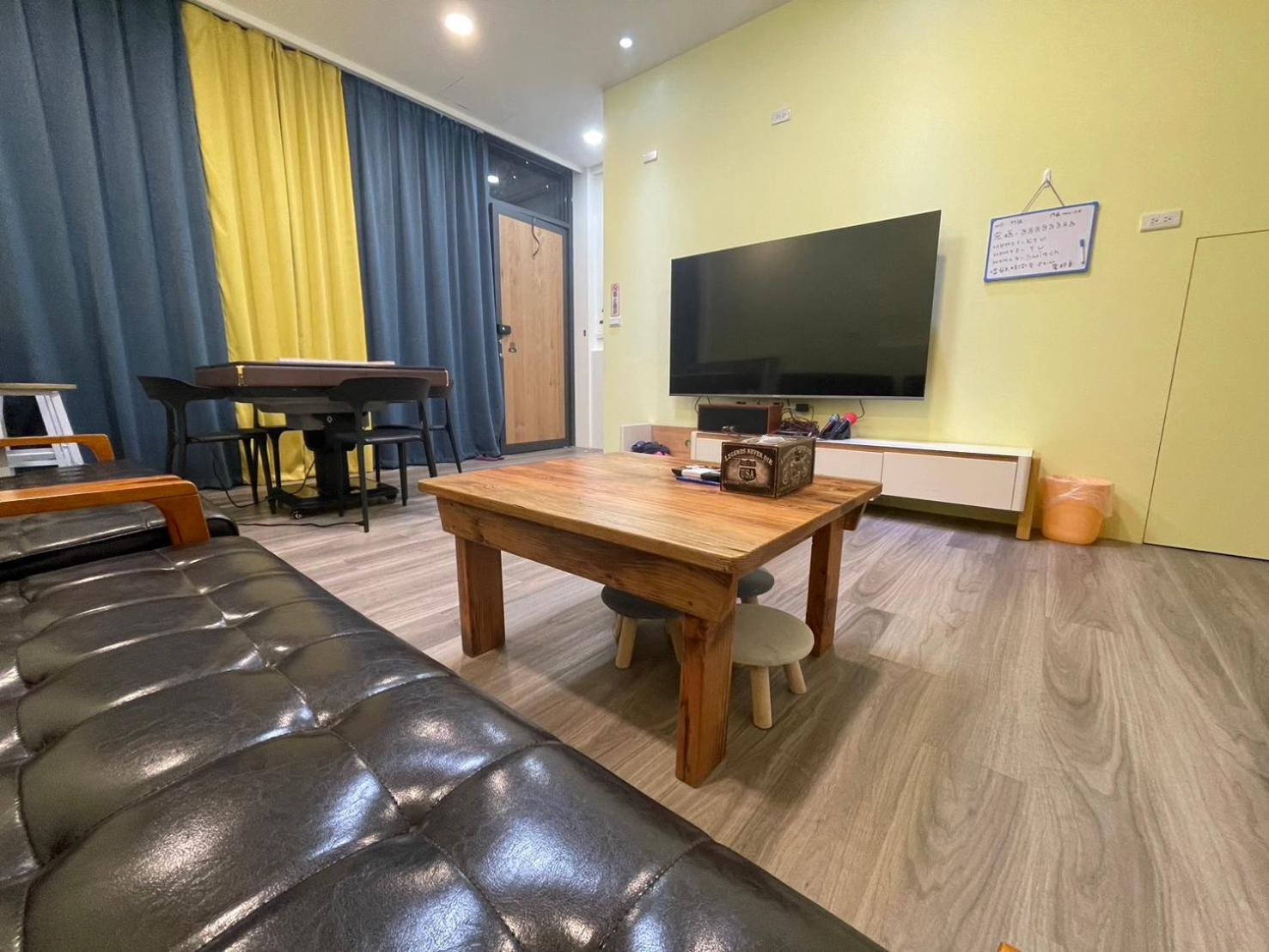 Dwelling in Dongshan