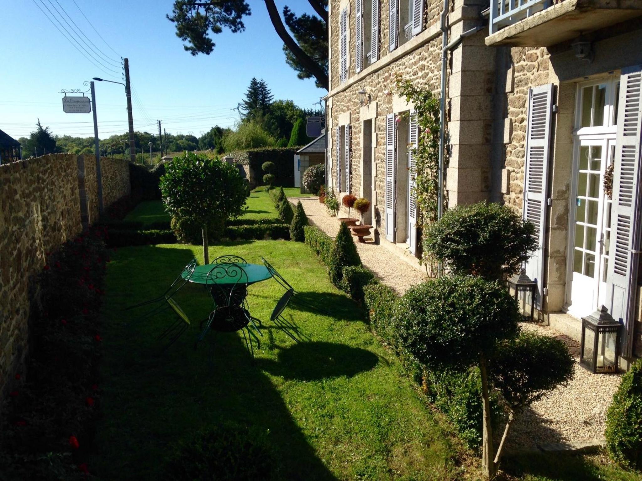 La Gougeonnais view 2
