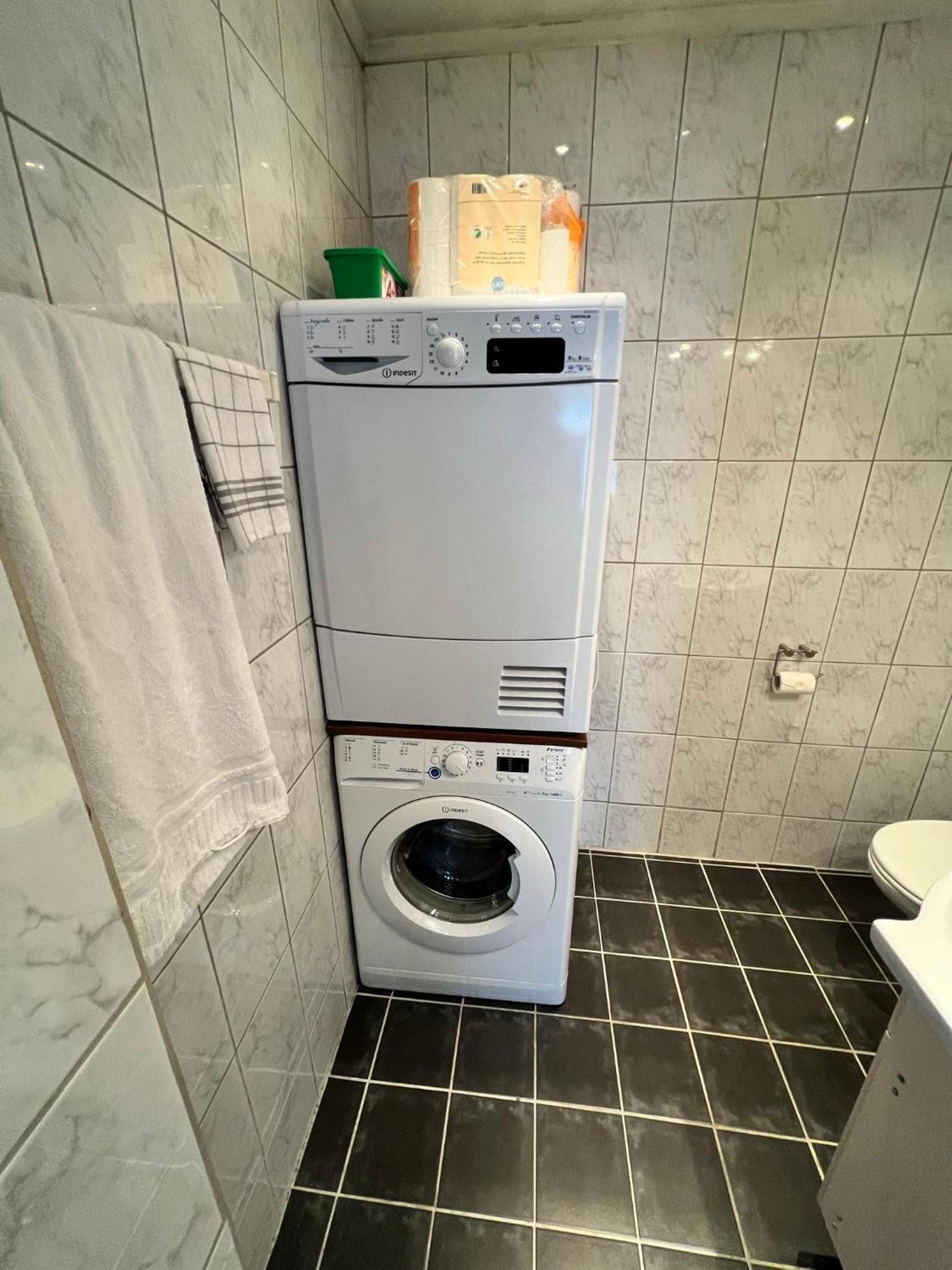 Central Narvik Apt W Workspace walk to city d14d