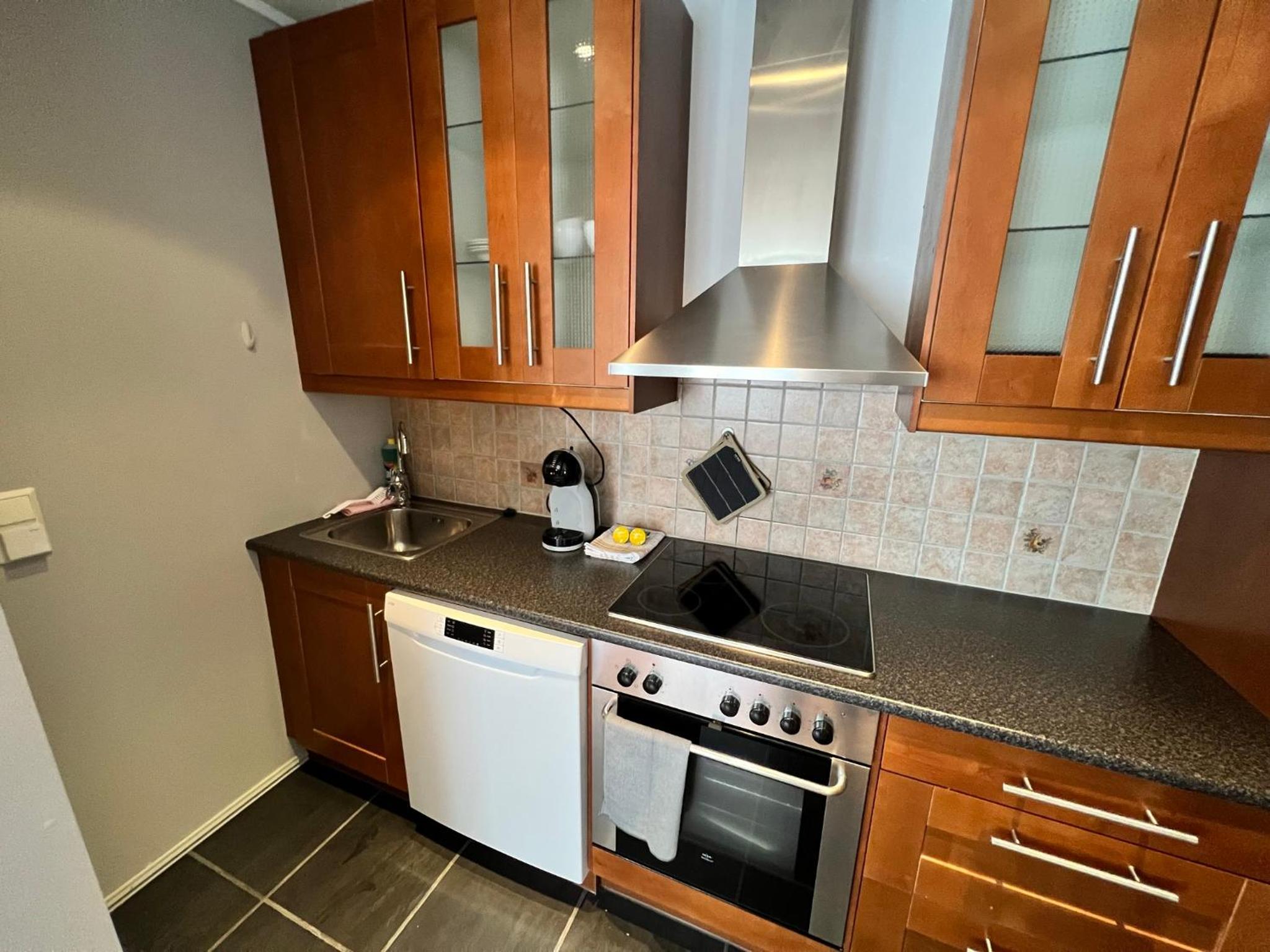 Central Narvik Apt W Workspace walk to city d14d