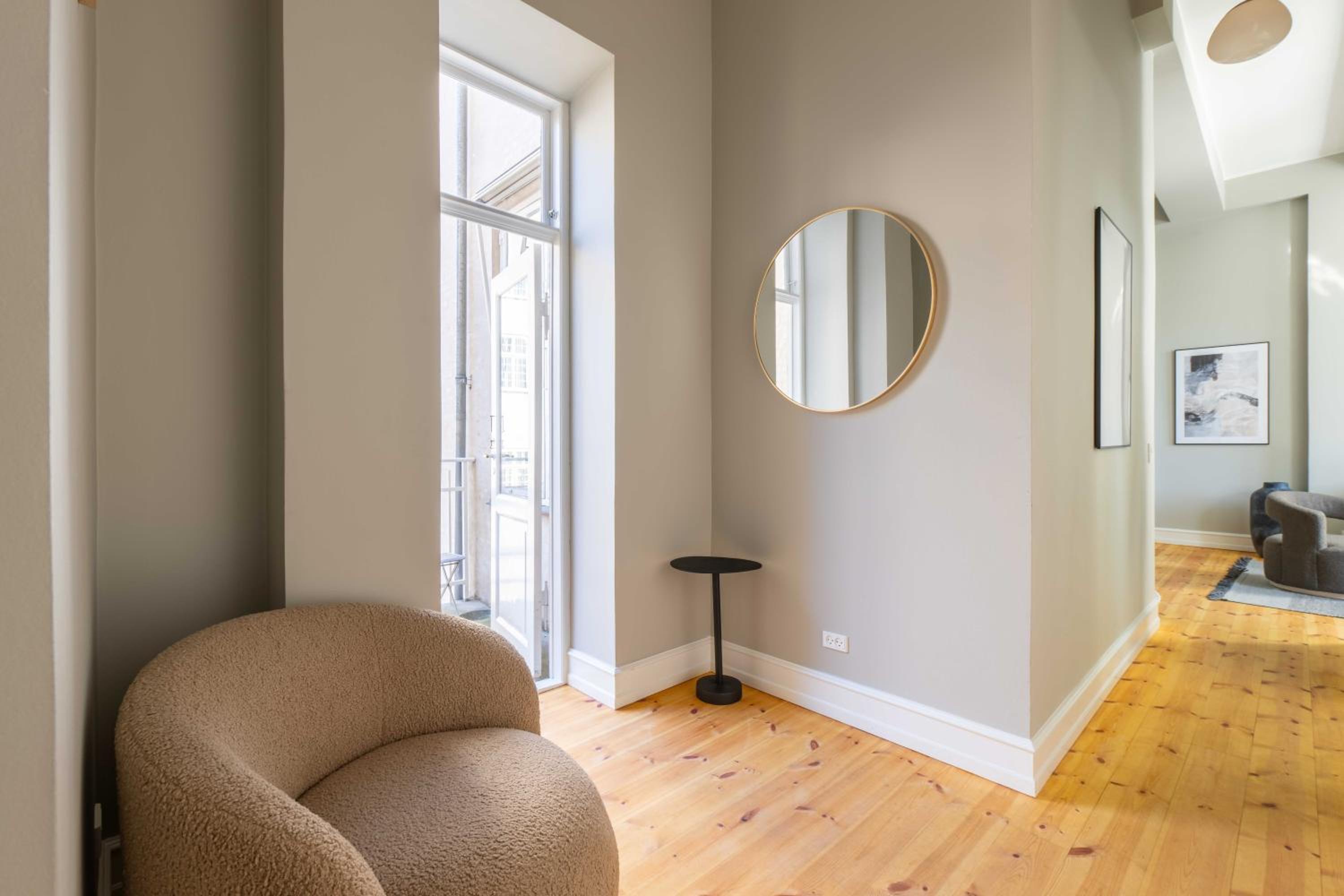 Centrally Located 3 Bedroom Apartment