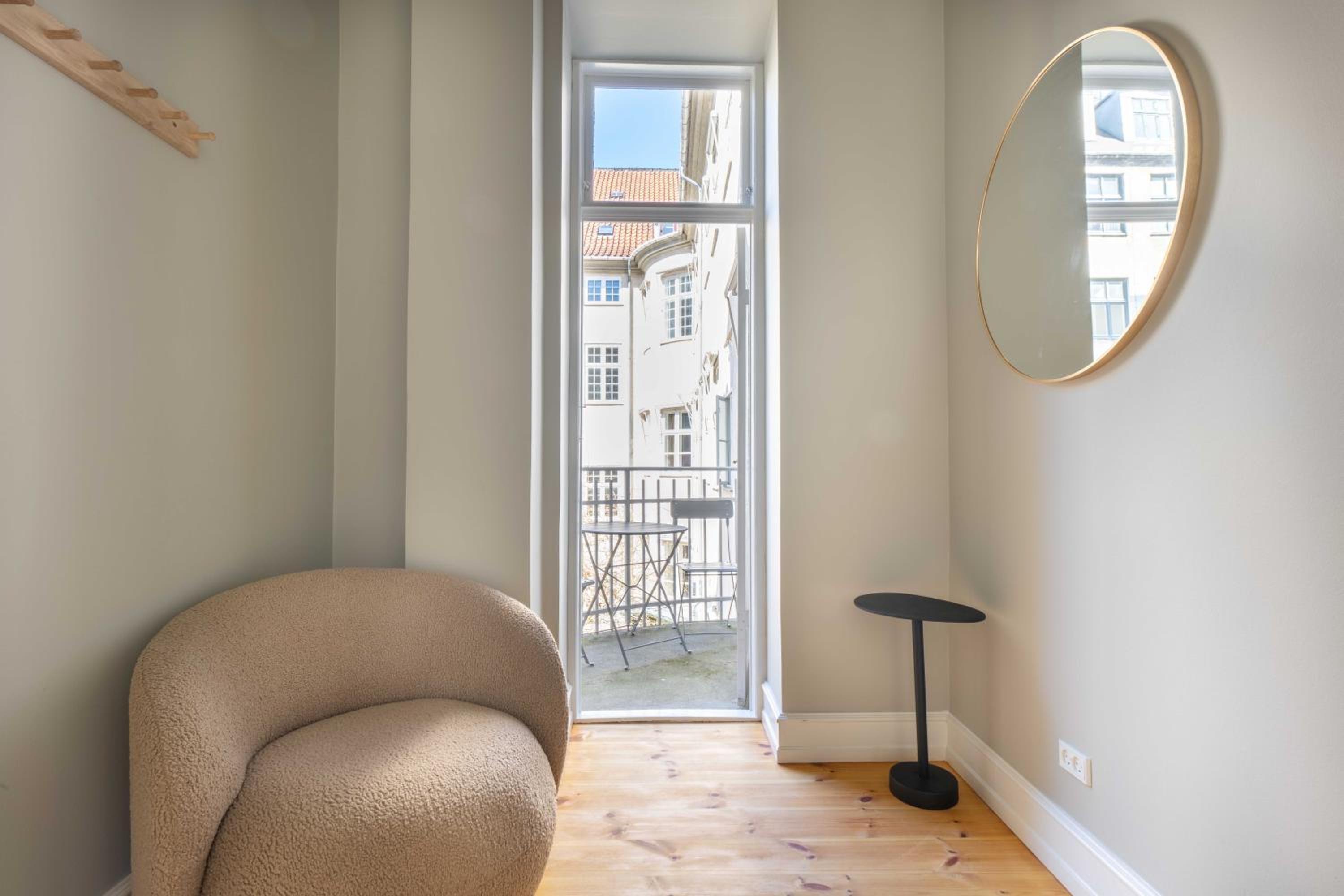 Centrally Located 3 Bedroom Apartment