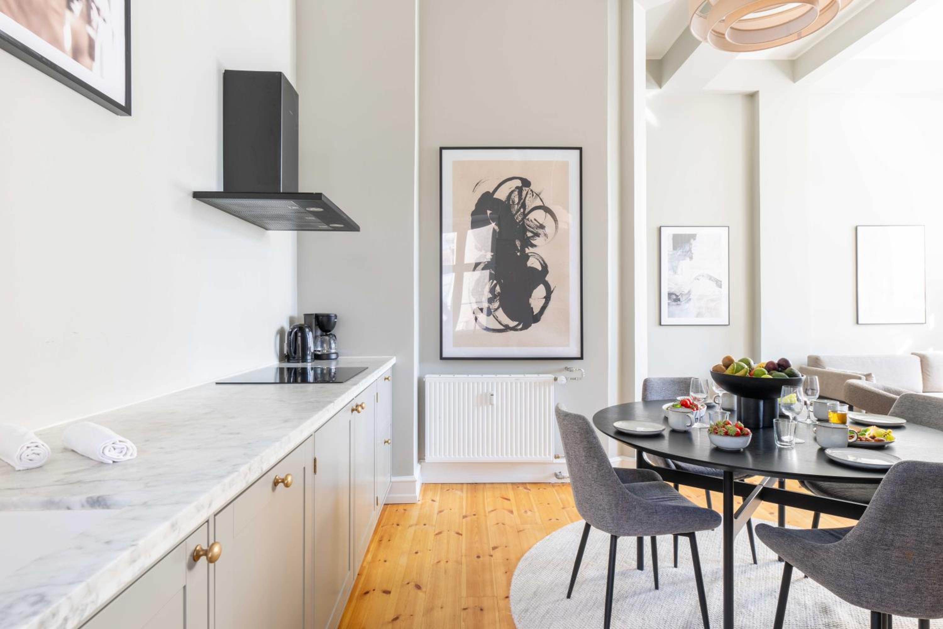 Centrally Located 3 Bedroom Apartment