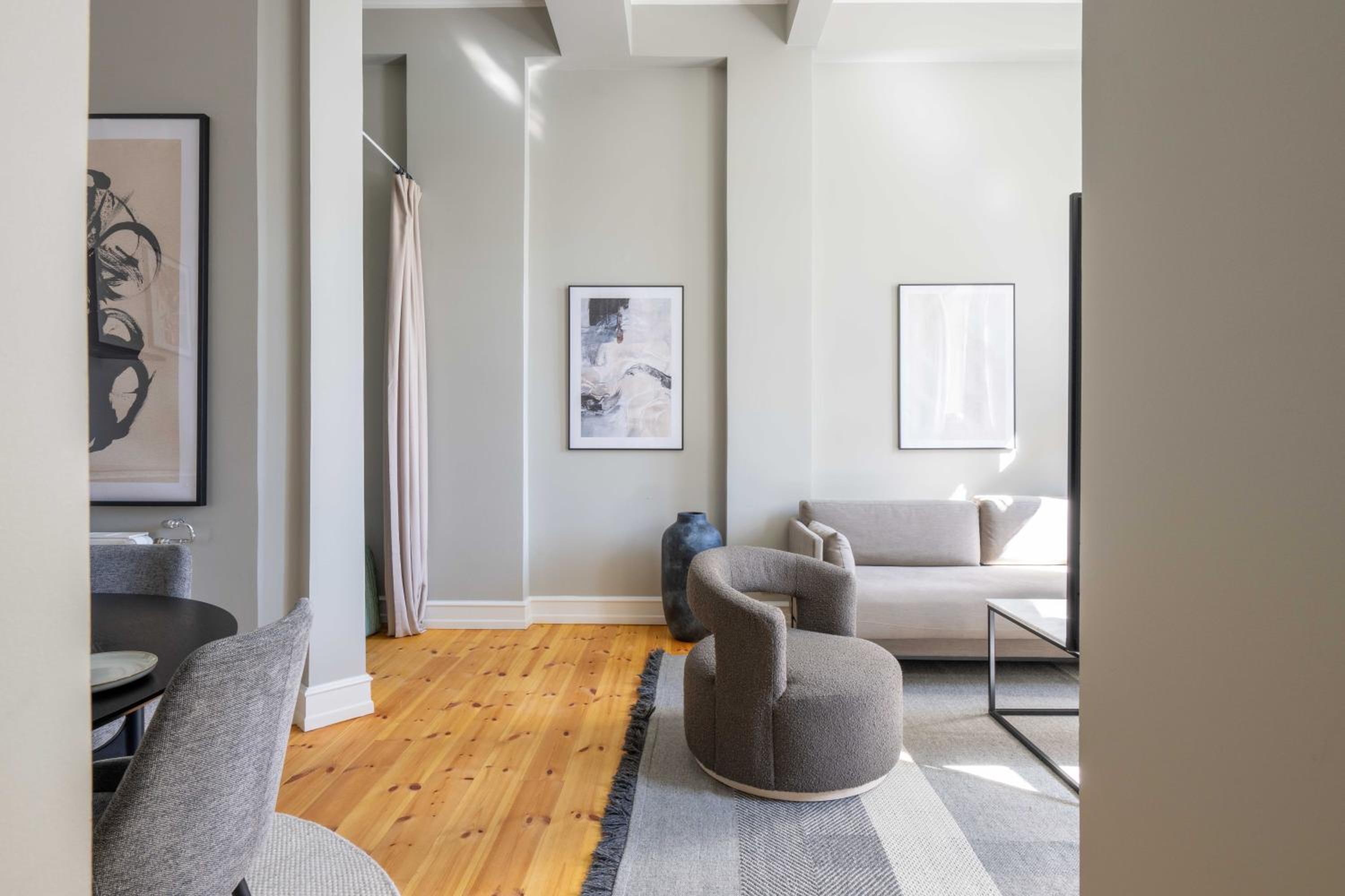 Centrally Located 3 Bedroom Apartment