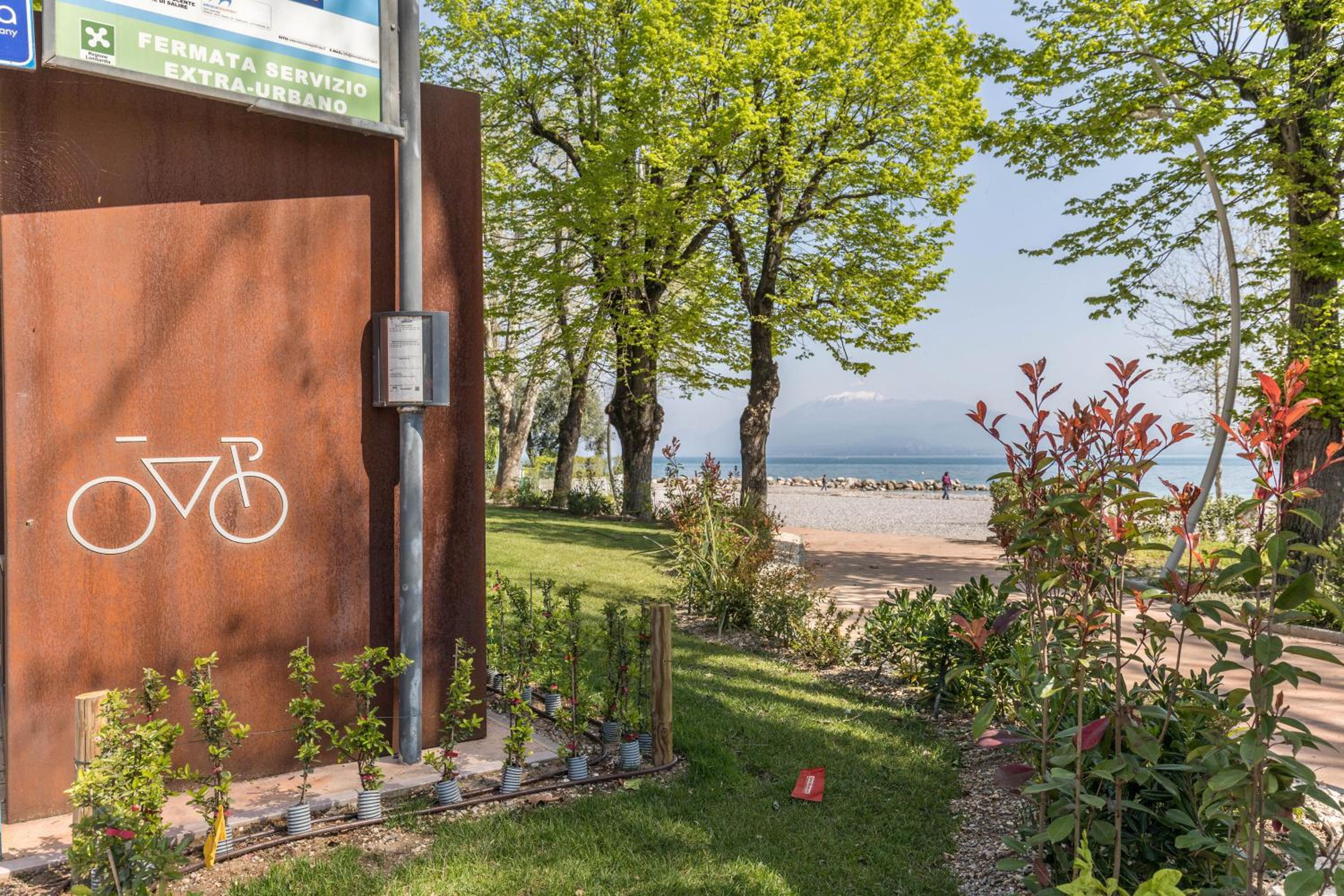 Lake Apartment Desenzano view 4