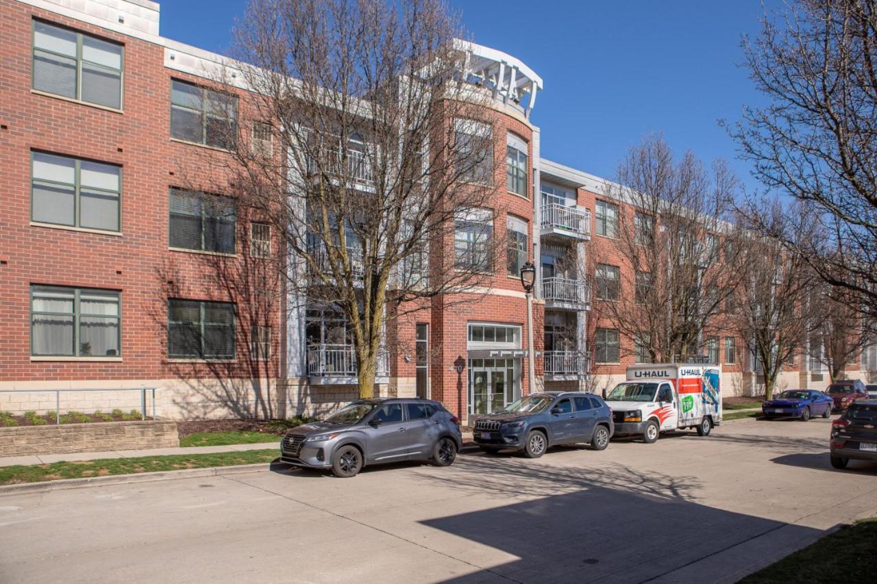 Flexhome Brewers Hill 1BR TS3 - near Brady St and Riverwalk view 2