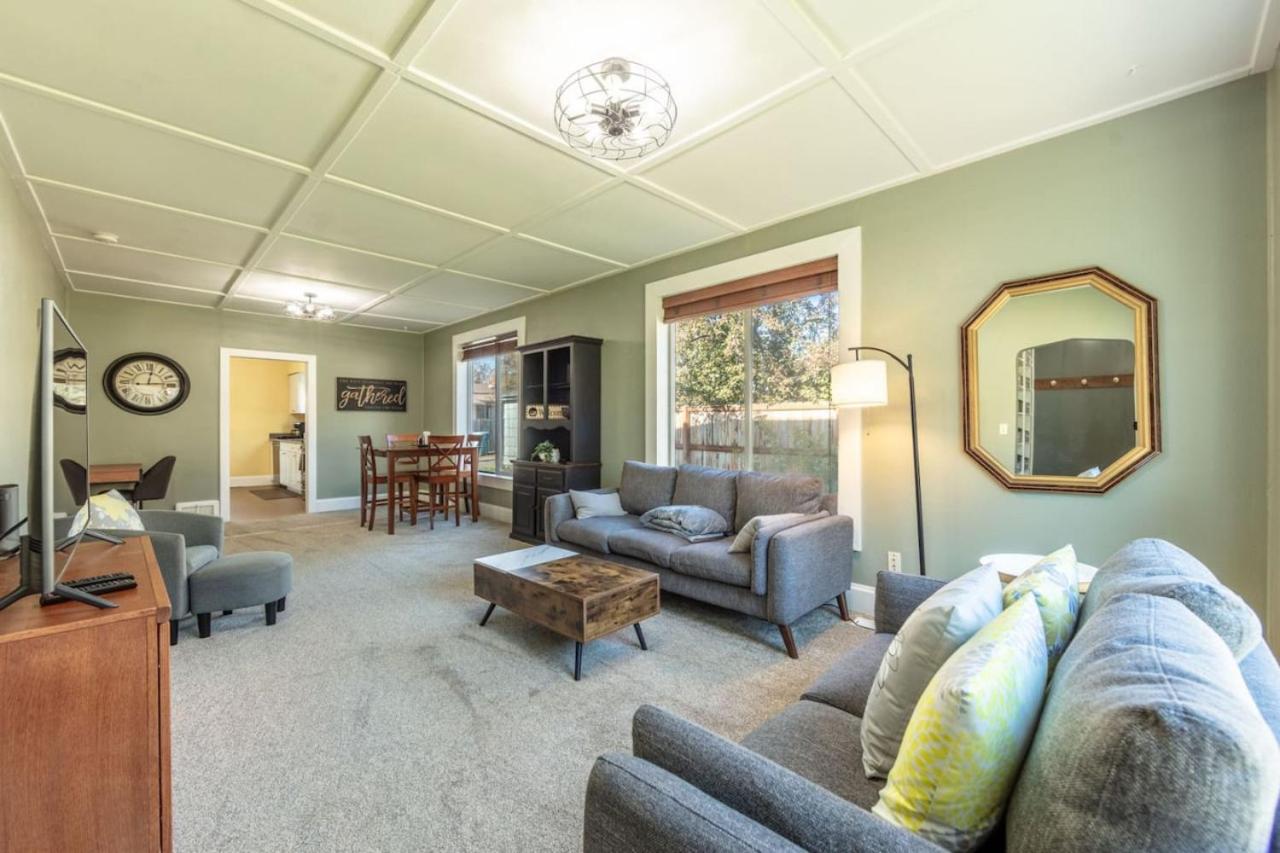 Hotel Comfy Quiet House by Downtown - Image 1