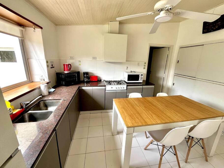 ¡Casa Brisas de Brown, en Chacras de Coria!