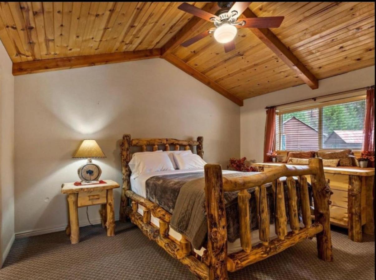 Cabin 2 at Southfork Lodge- sleeps up to 6 view 5