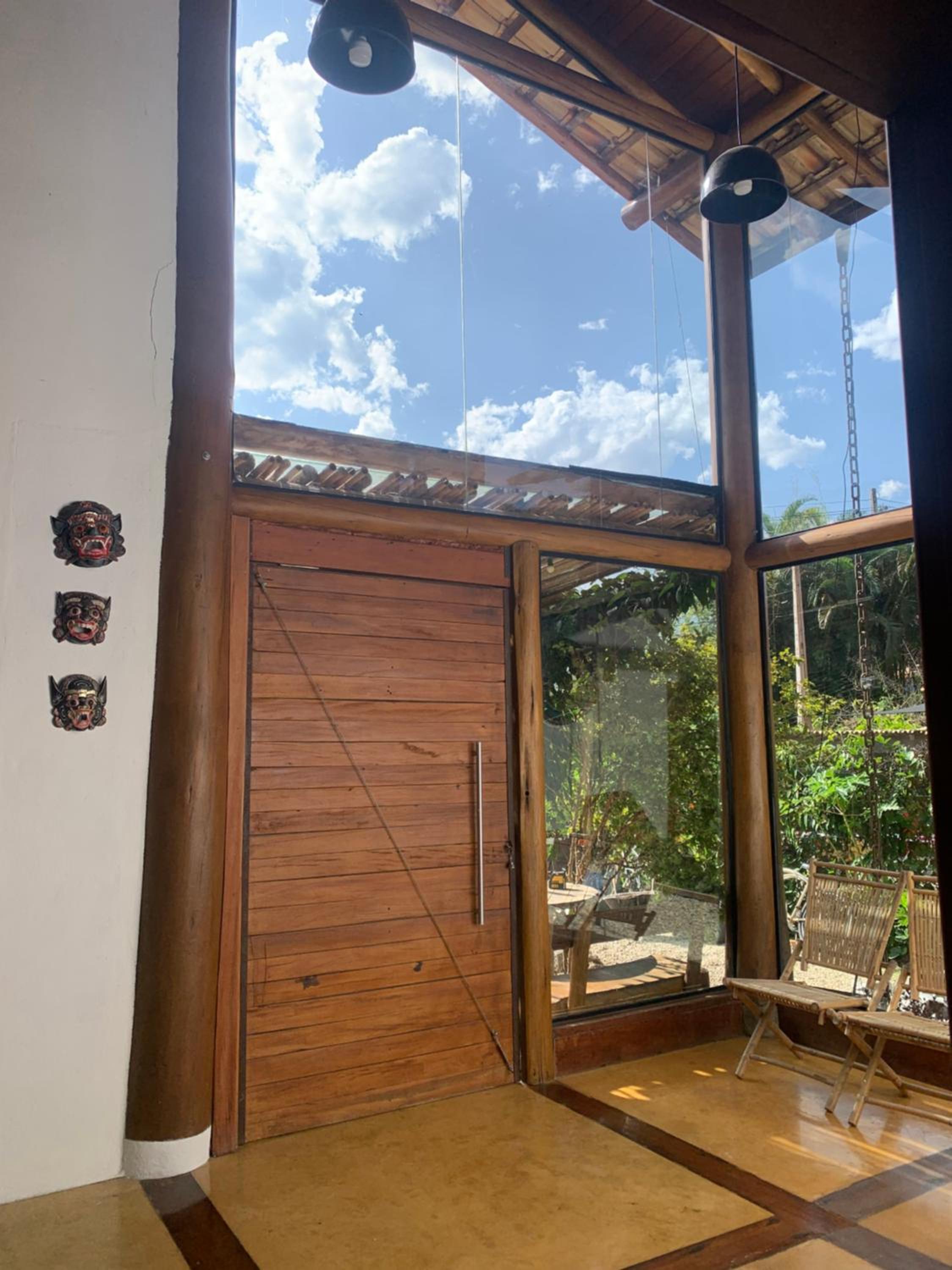 Casa chalé itamambuca