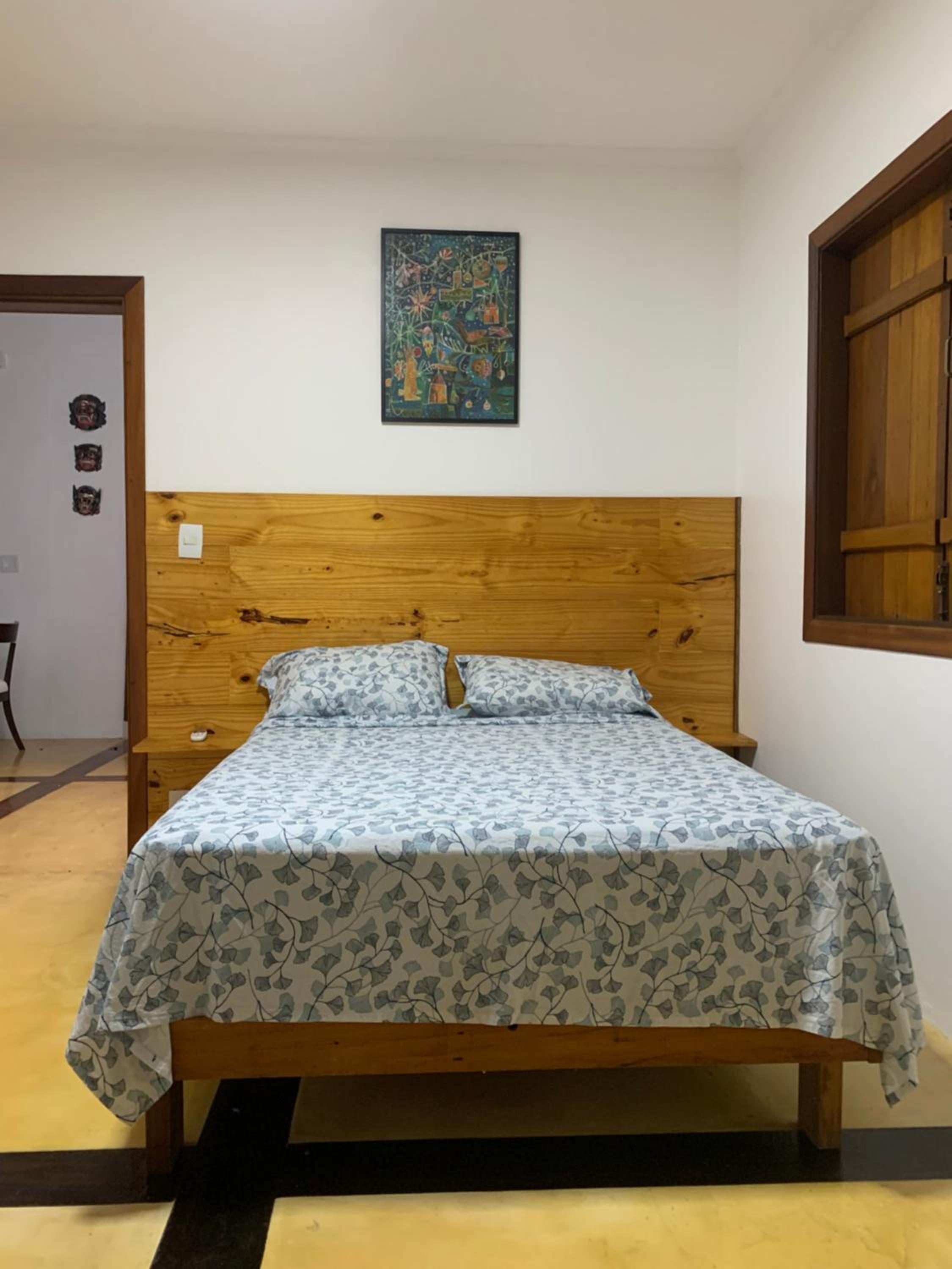 Casa chalé itamambuca