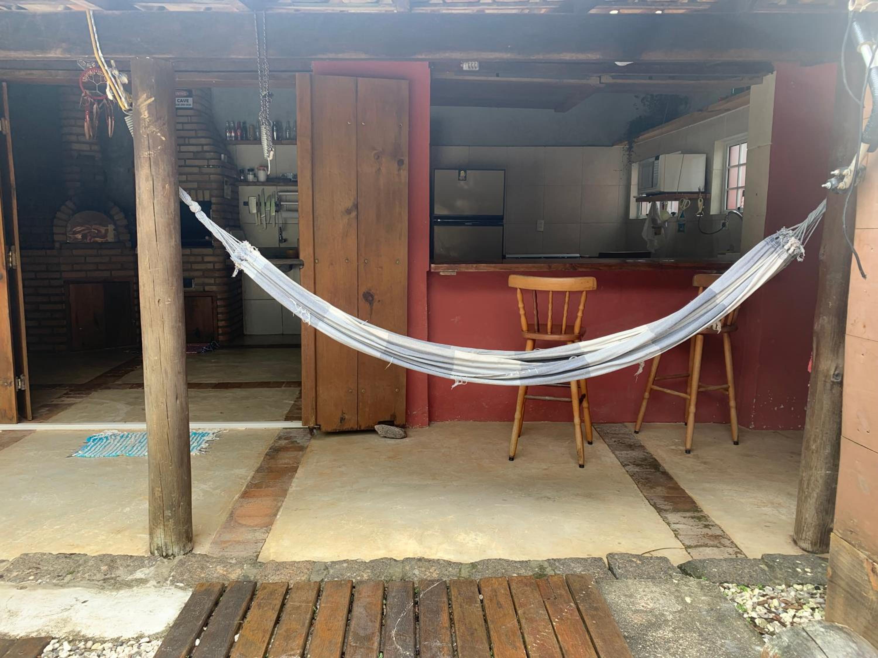 Casa chalé itamambuca