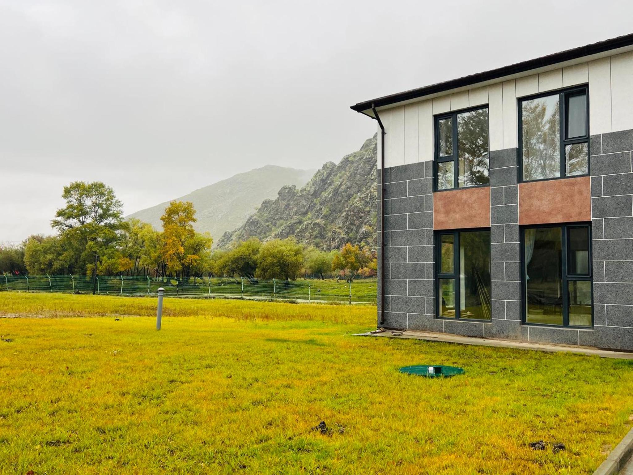 Twinhouse in the Nature of Terelj view 3