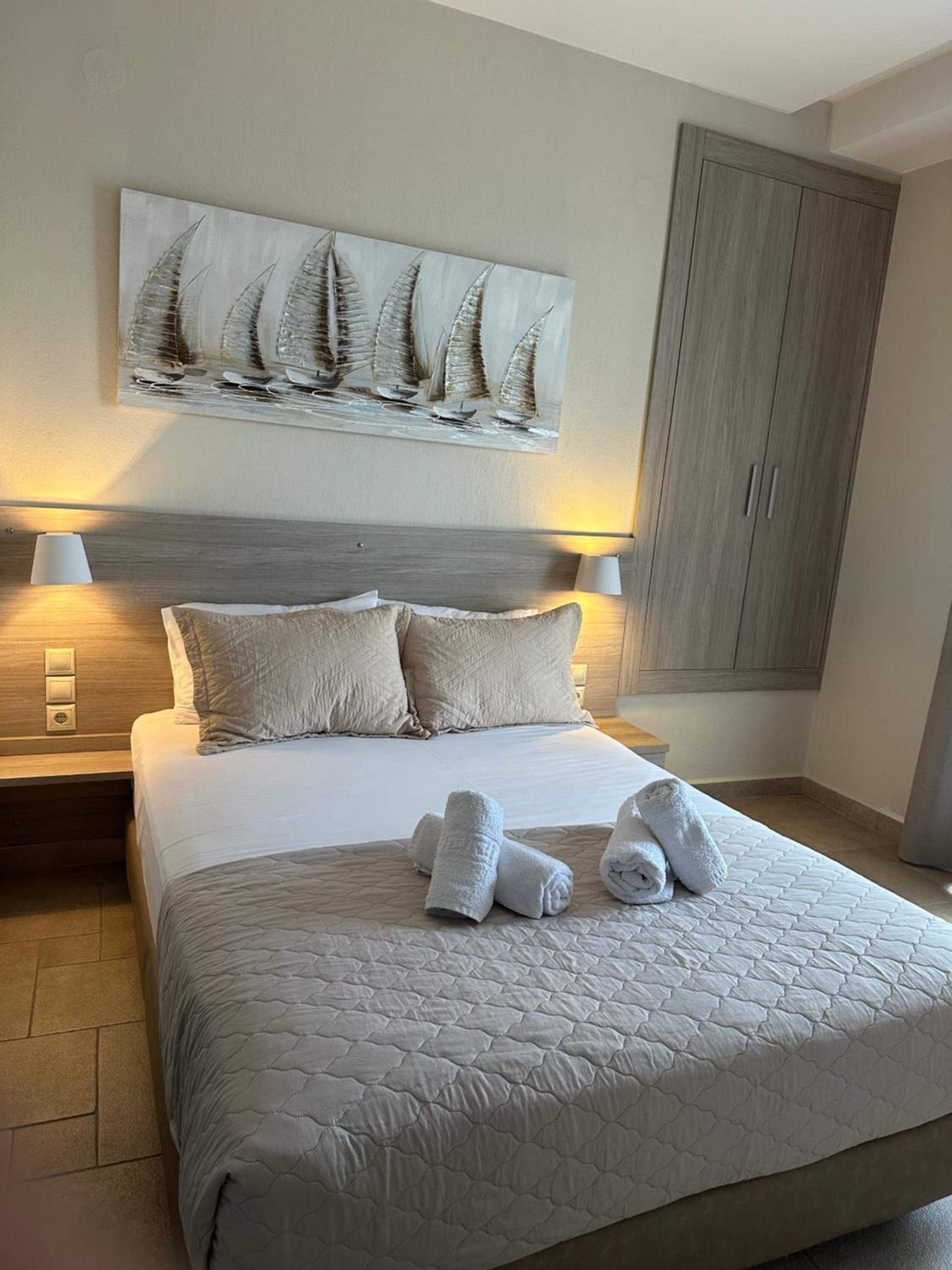 Yulia Luxury Apartments view 5