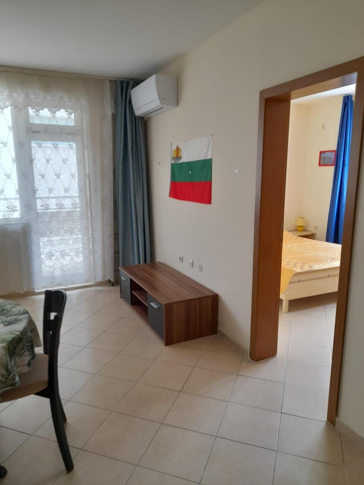 2 room Apartment with side Sea View Sveti Vlas