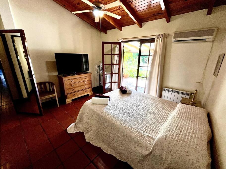 ¡Casa Florida, en el corazón de Chacras de Coria!