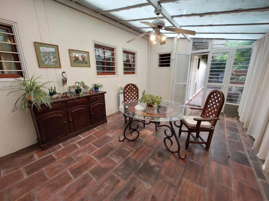 ¡Casa Florida, en el corazón de Chacras de Coria!