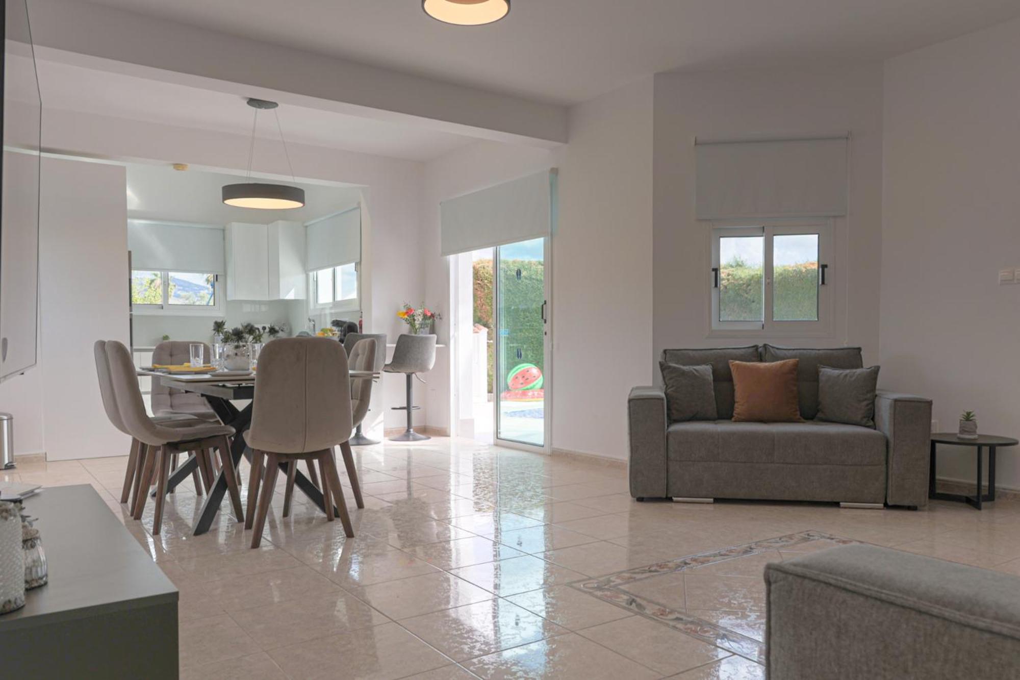 Villa YOLO with Private Pool, Coral-Bay