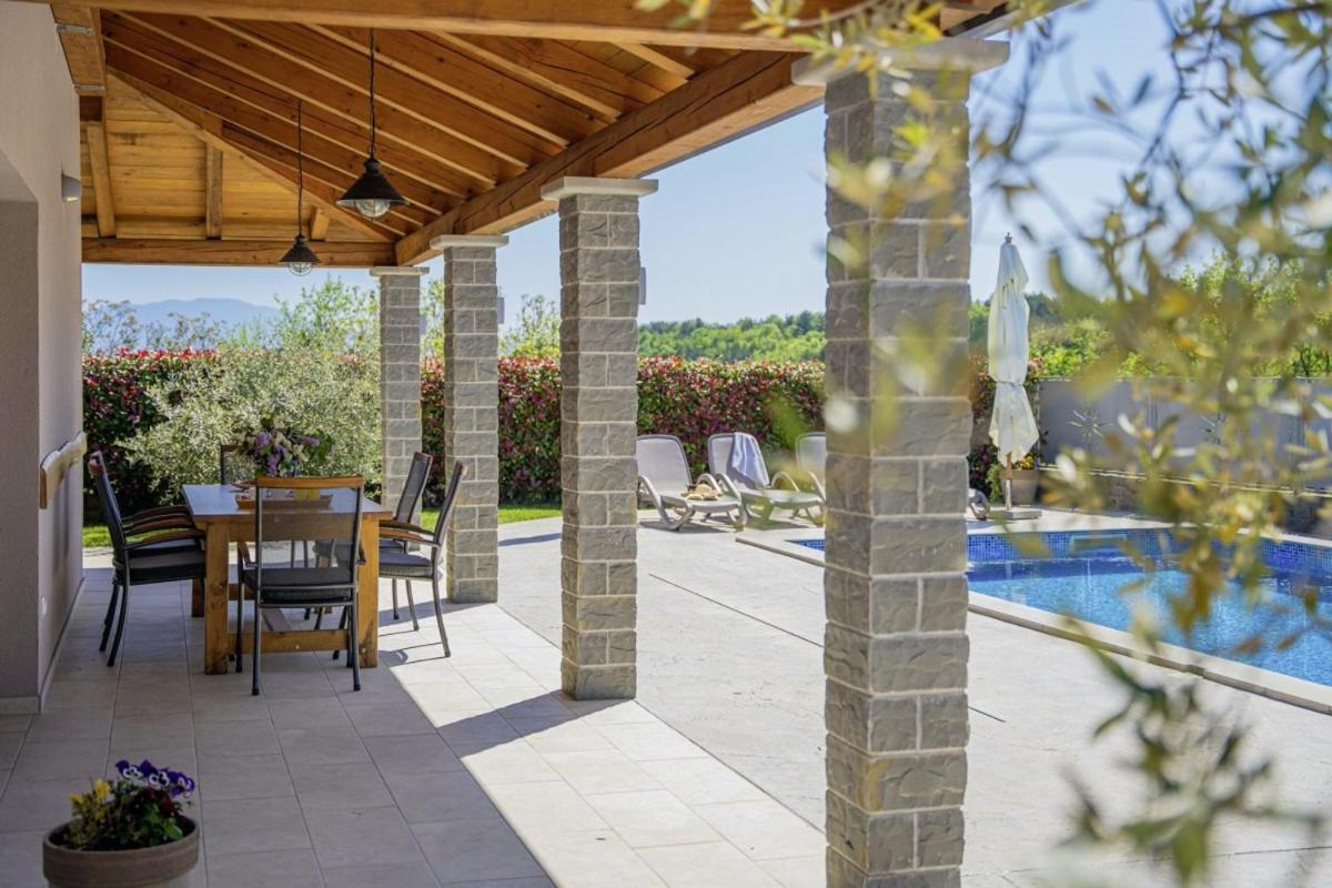 Villa Ingrid in Buzet - Haus für 6 Personen view 5