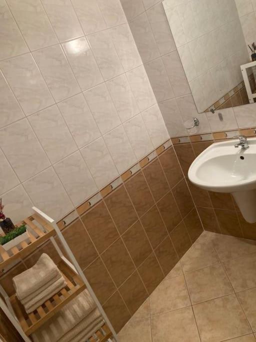 golden sands flat 147