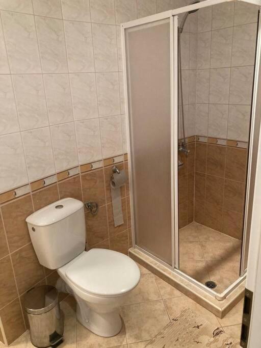 golden sands flat 147