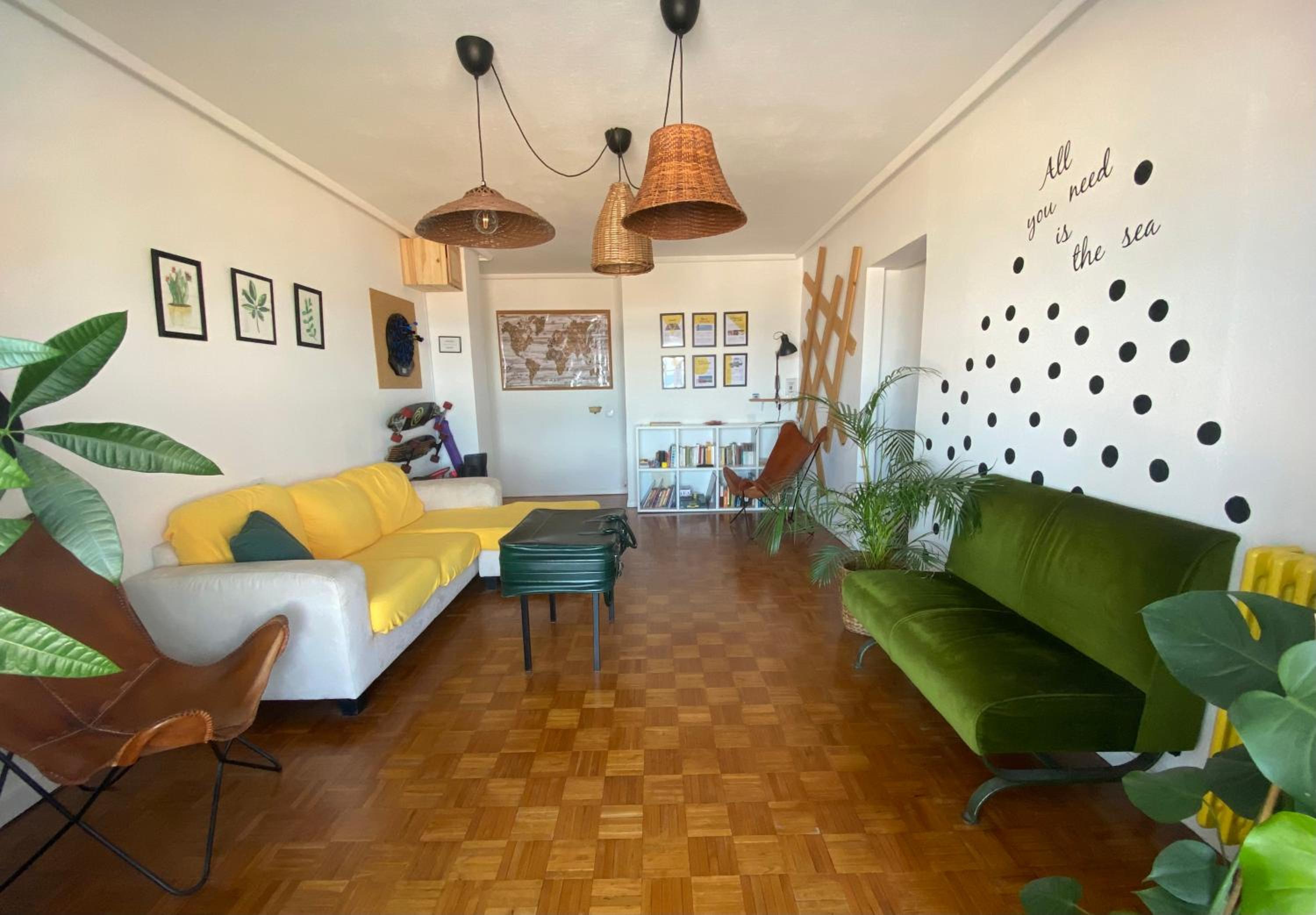 Boogalow Hostel
