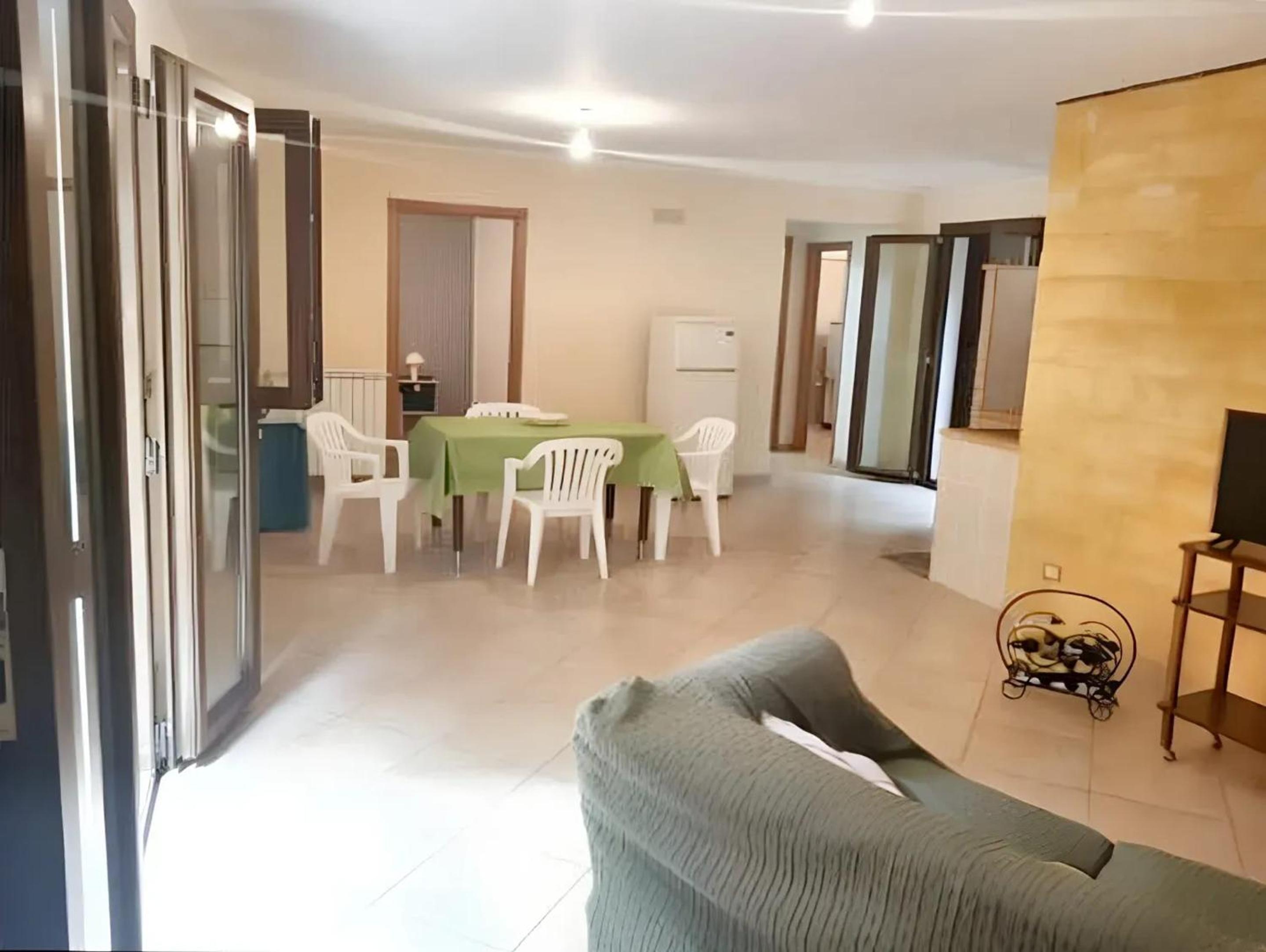 Spacious Apartment in Palermo with Sea View photo 2