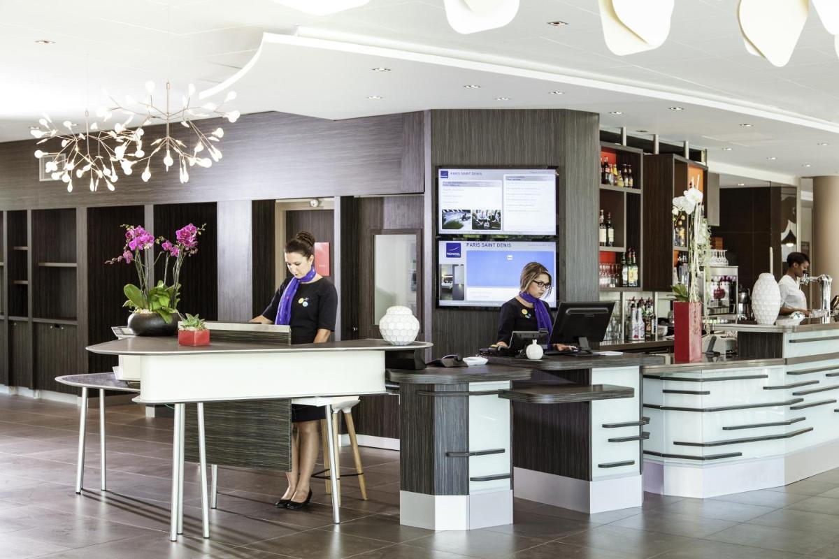 hotel reception