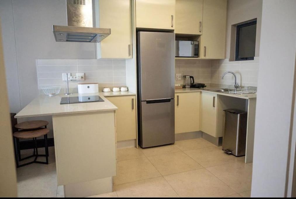 203 Marina Bay Luxury Apartments Suite, Umhlanga