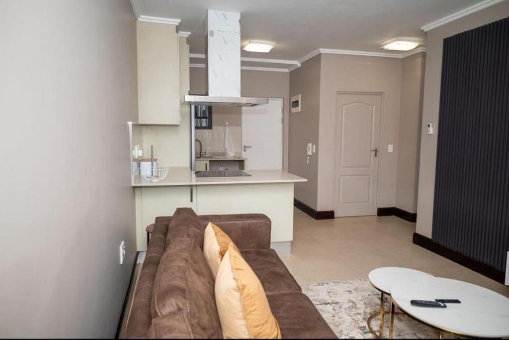 203 Marina Bay Luxury Apartments Suite, Umhlanga