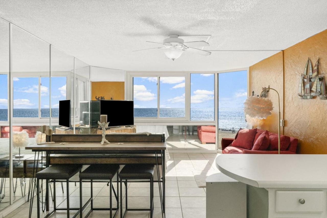 Top of the Gulf 421 - Luxury Beach View Condo view 3
