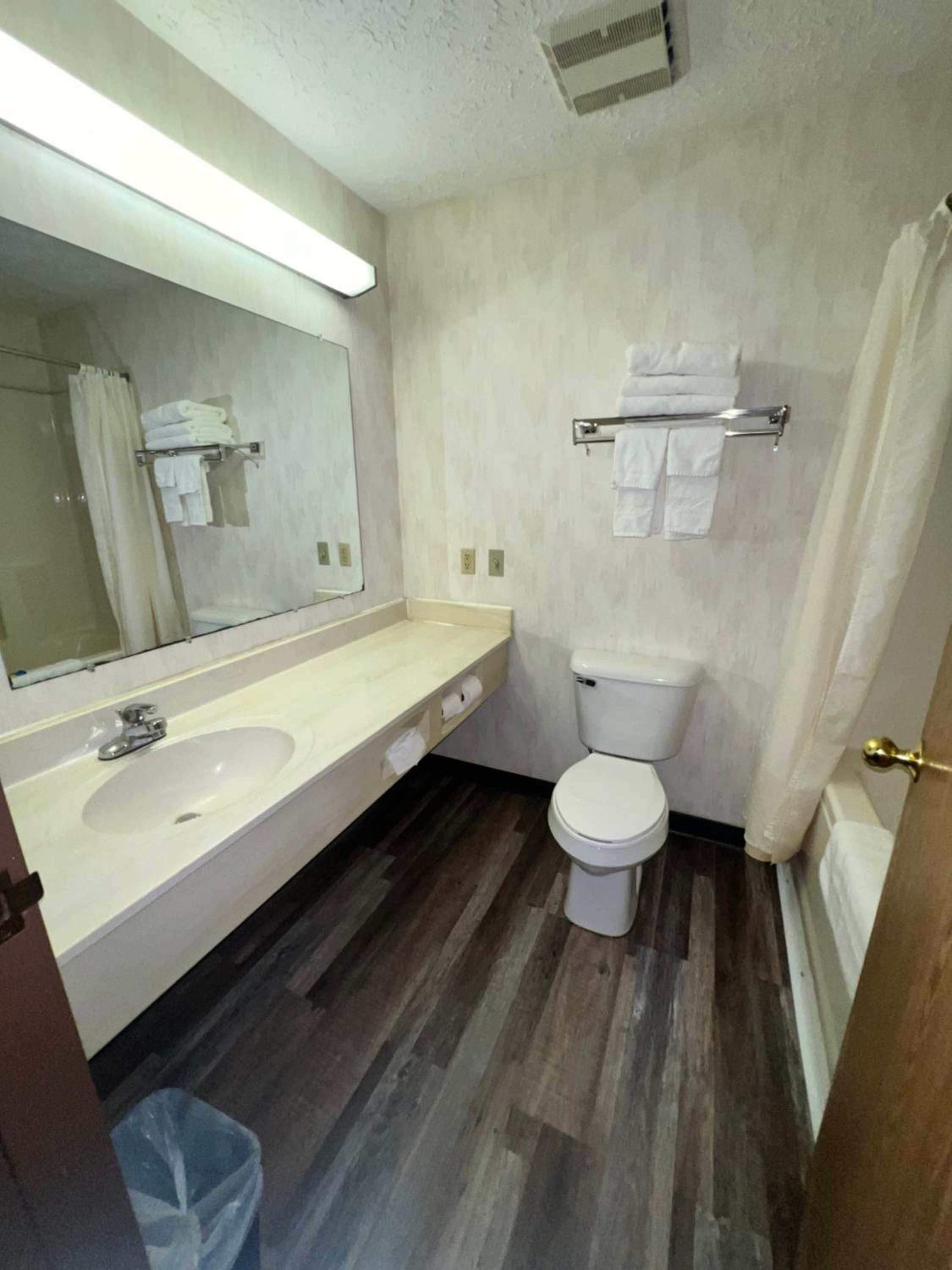 Cedarville Hotel