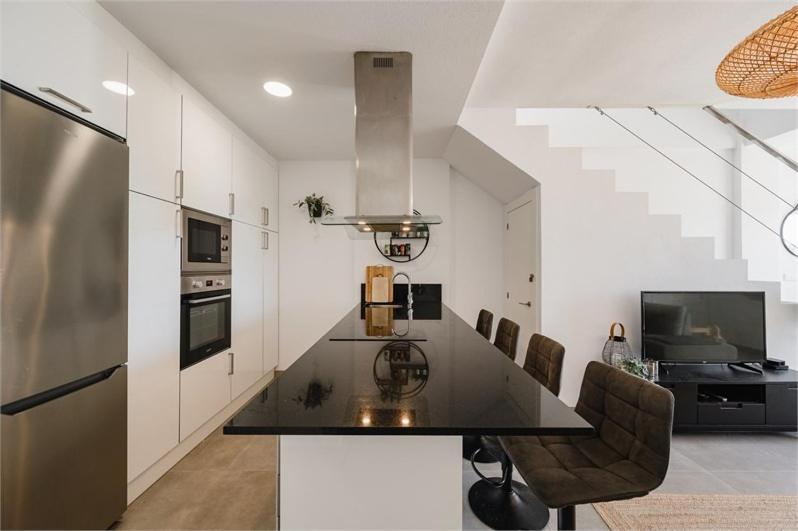 Stunning Duplex with Sea Views