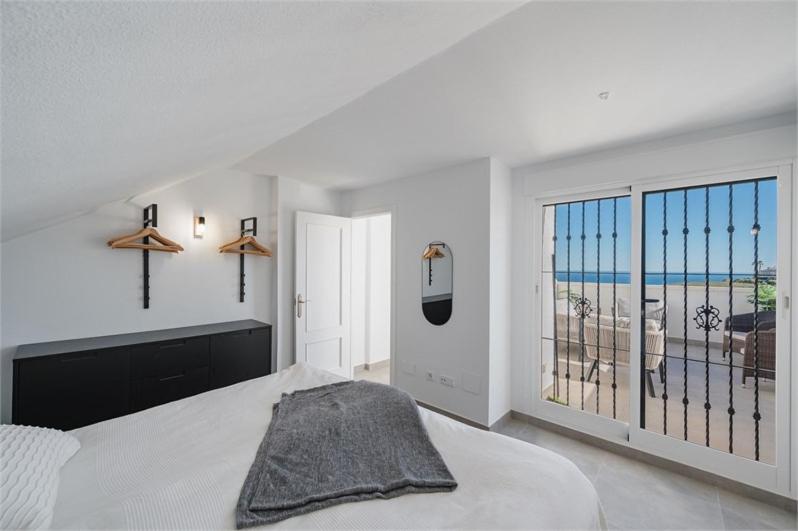 Stunning Duplex with Sea Views
