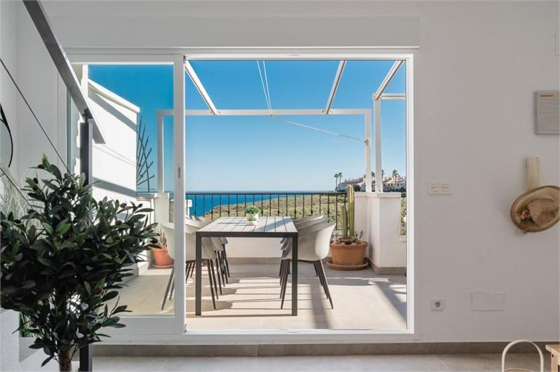 Stunning Duplex with Sea Views