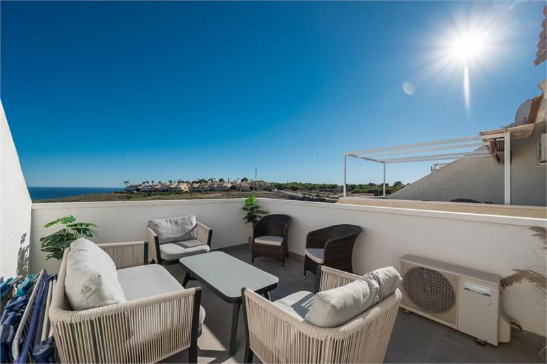 Stunning Duplex with Sea Views