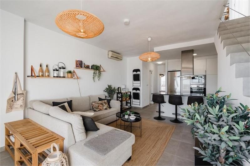 Stunning Duplex with Sea Views