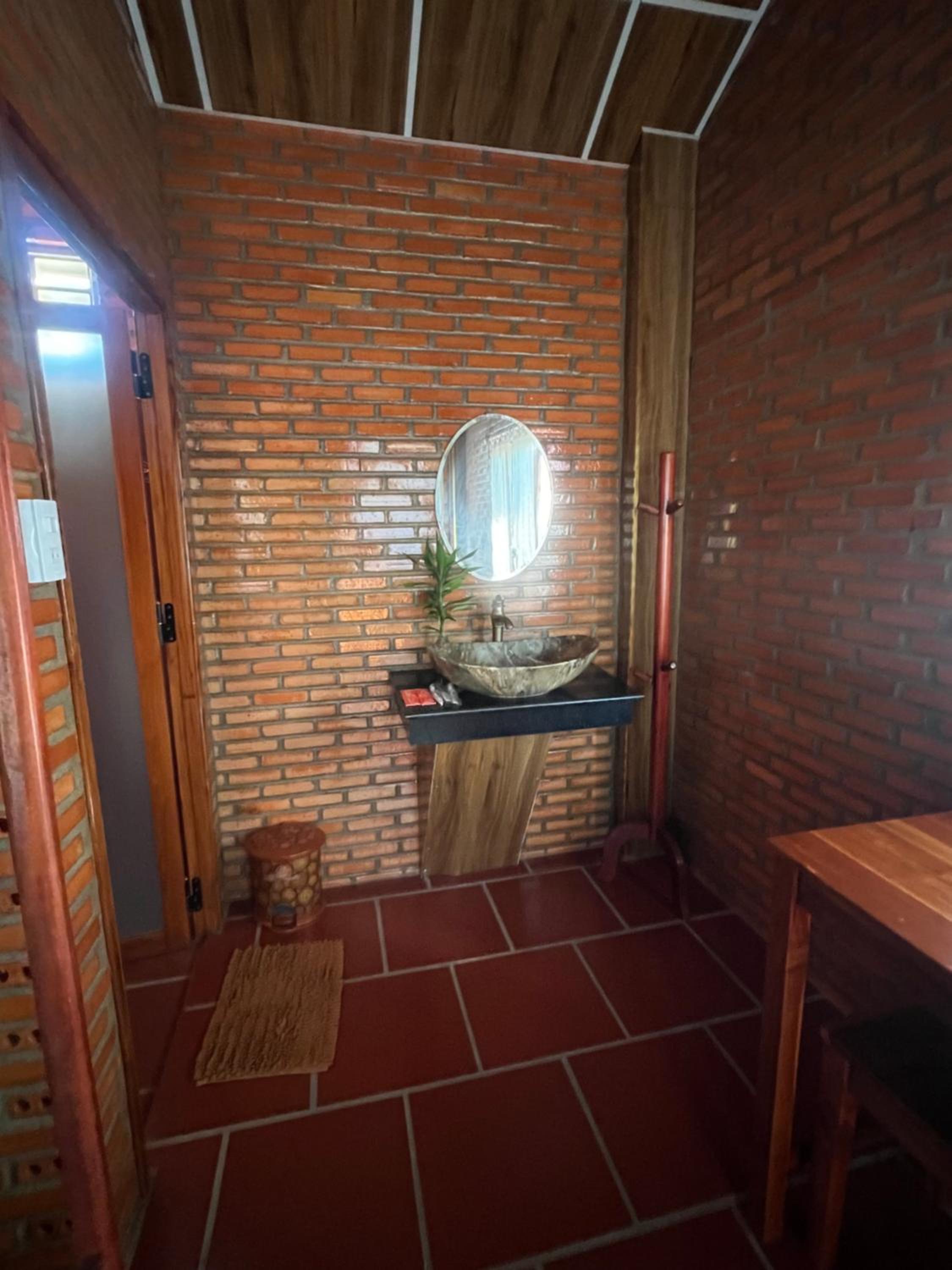Photo 37