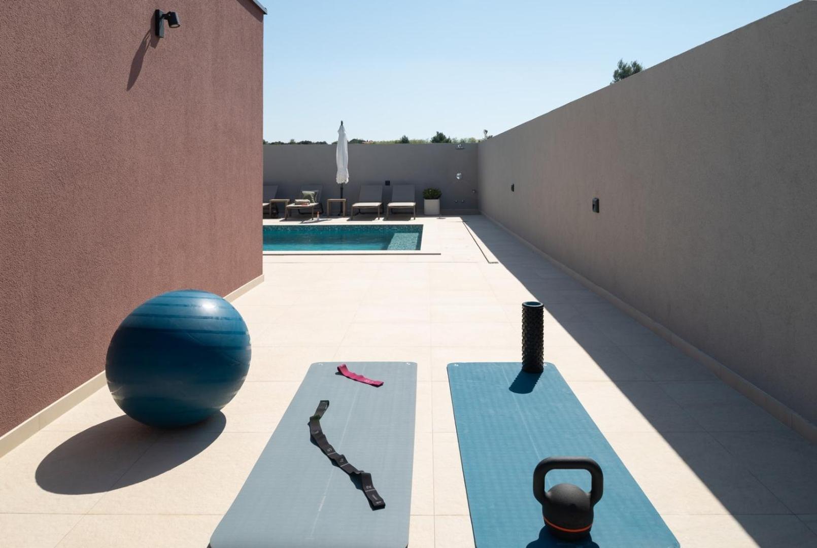 New Villa 55 - Vrsi heated pool jacuzzi sauna view 2