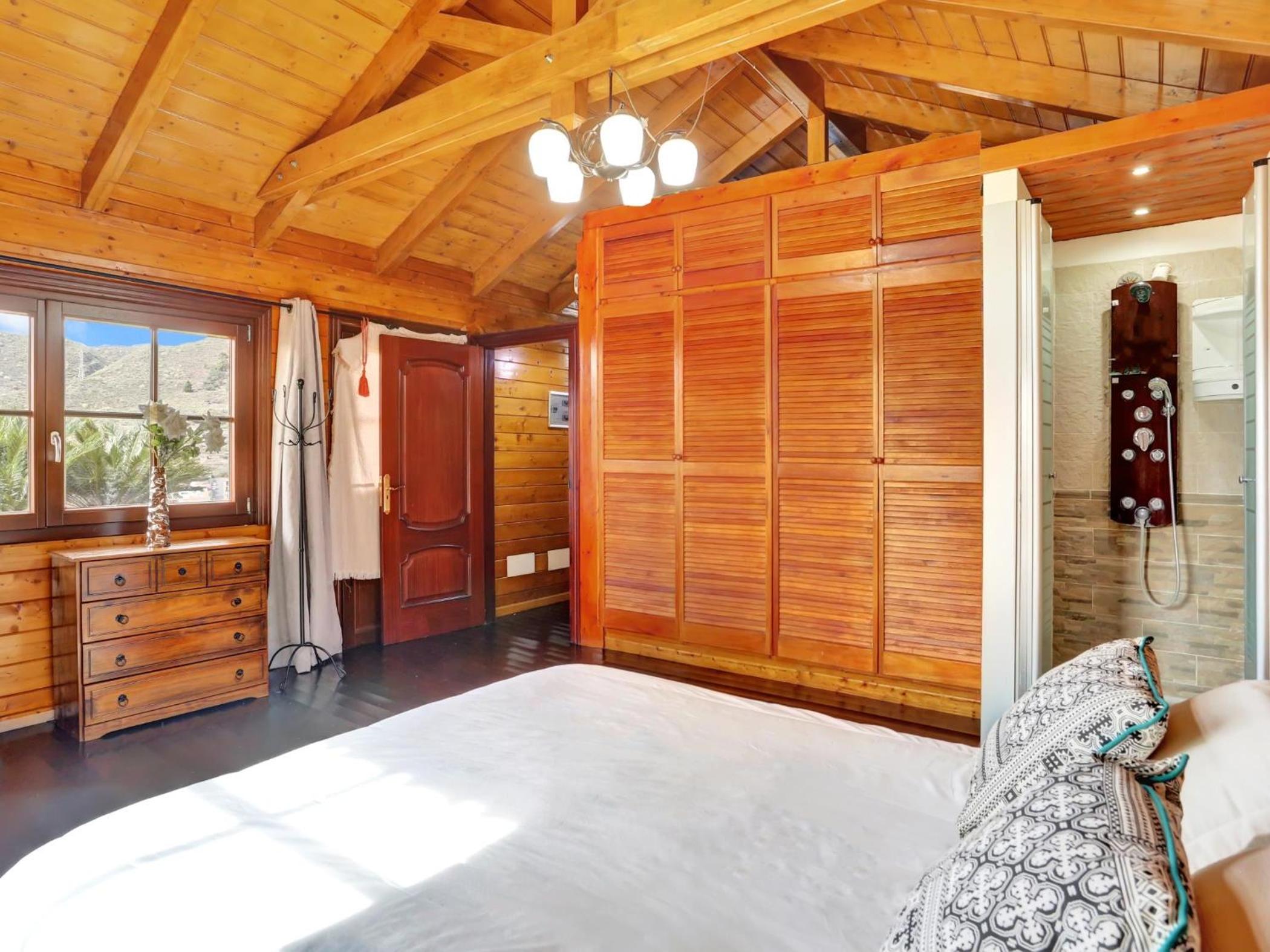 Wooden House with Private Pool Lush Garden