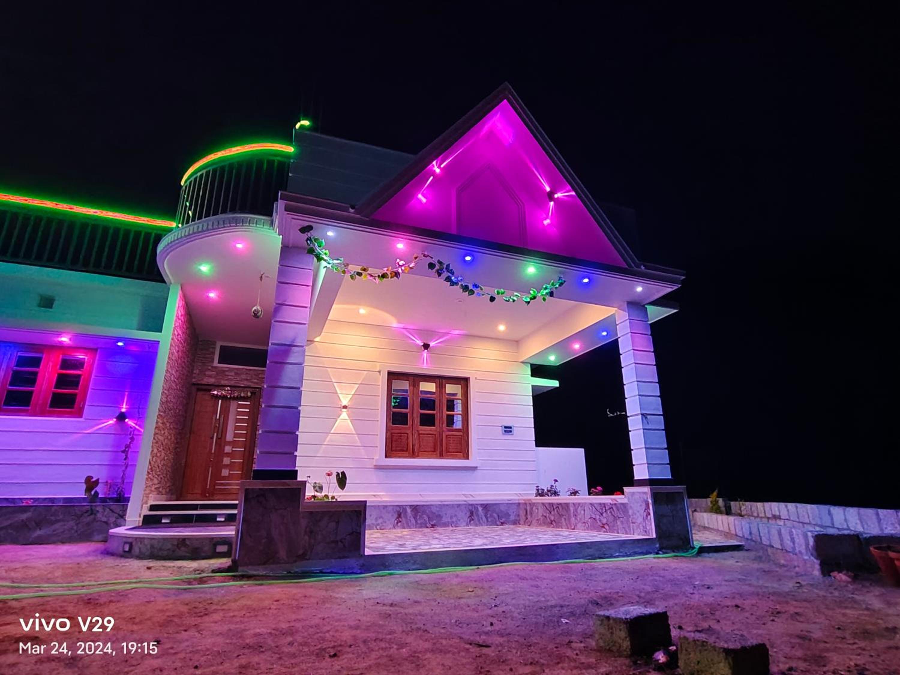 Munnar Pavithra Riverview Homestay