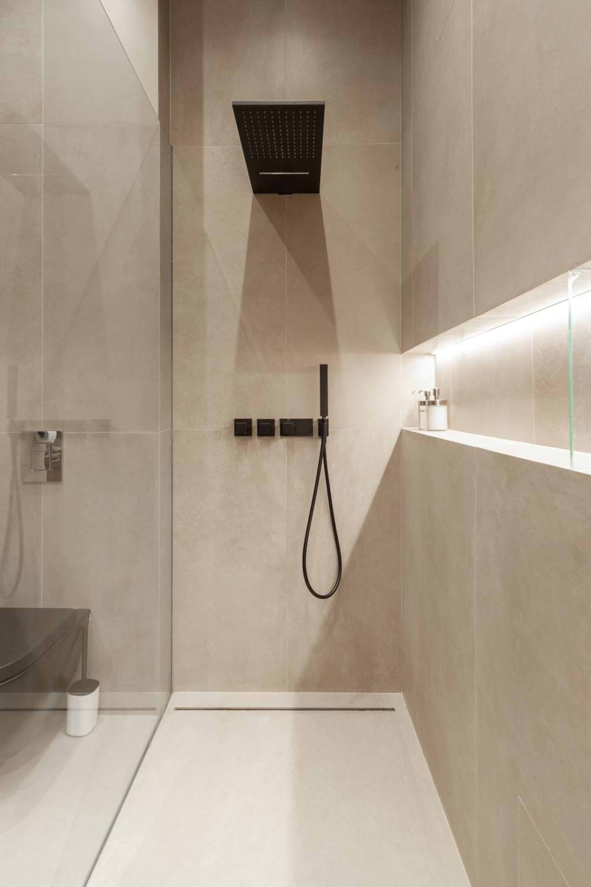 Your luxury apartment in the city center view 4