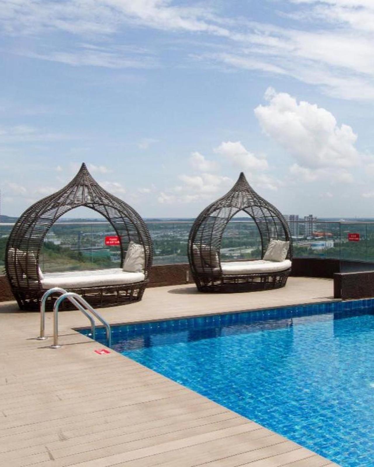 Legoland-3min Walk-Afiniti Medini 2BR with Bathtub -9pax-mini playground