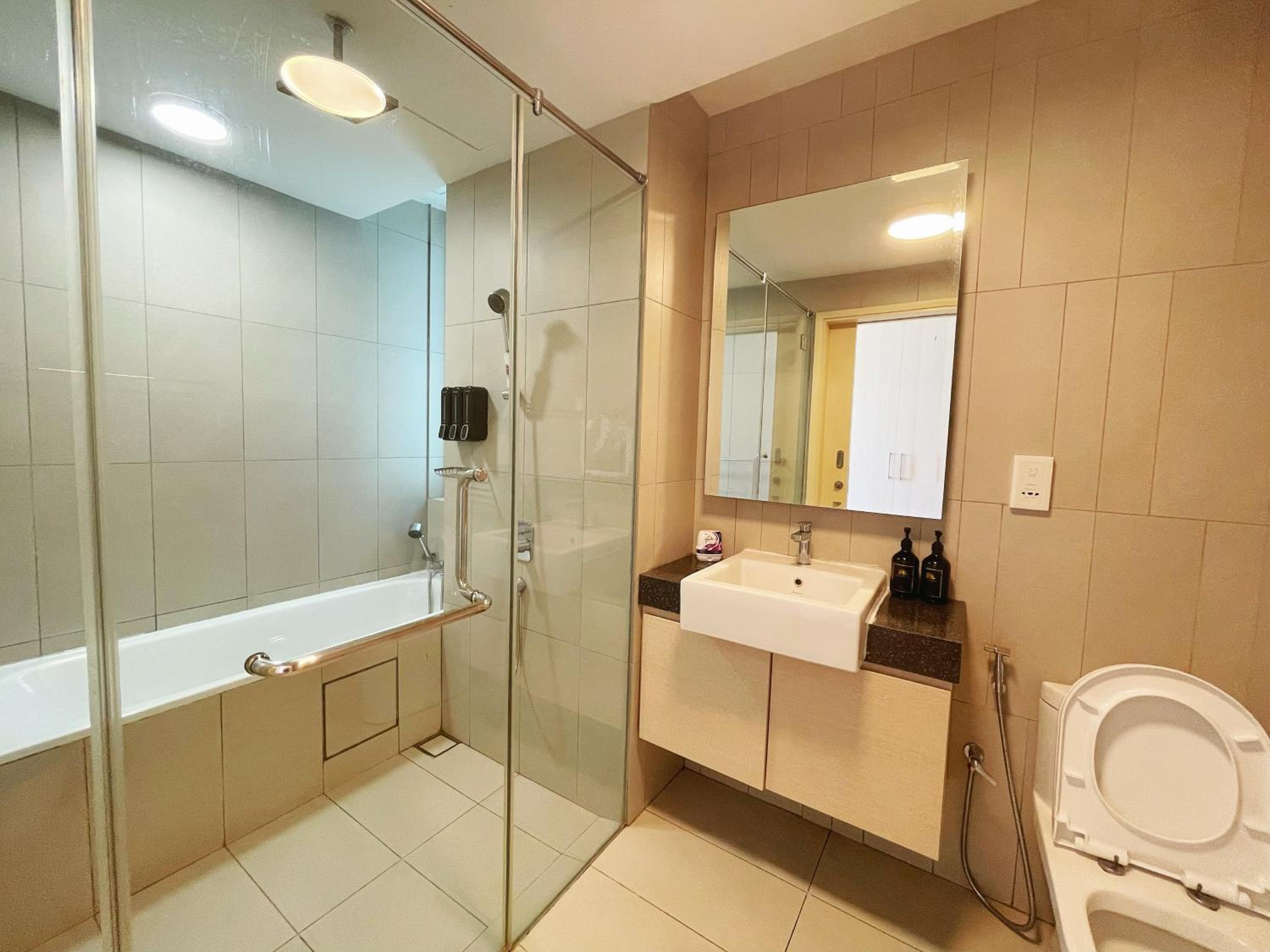 Legoland-3min Walk-Afiniti Medini 2BR with Bathtub -9pax-mini playground