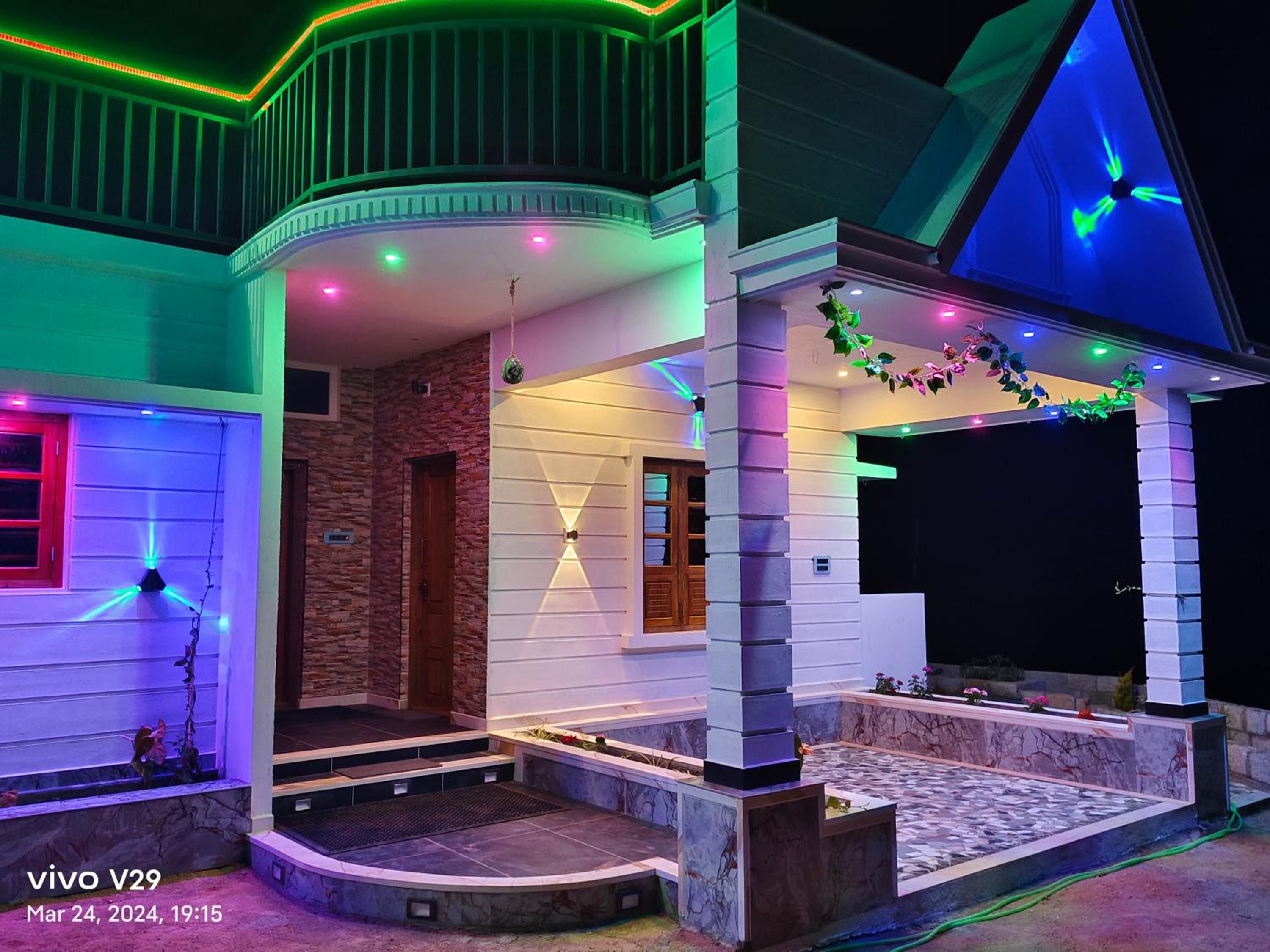 Munnar Pavithra Riverview Homestay