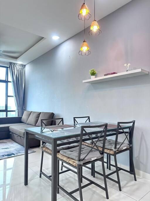 ELIFE D Summit Residences 2109 Wifi Netflix