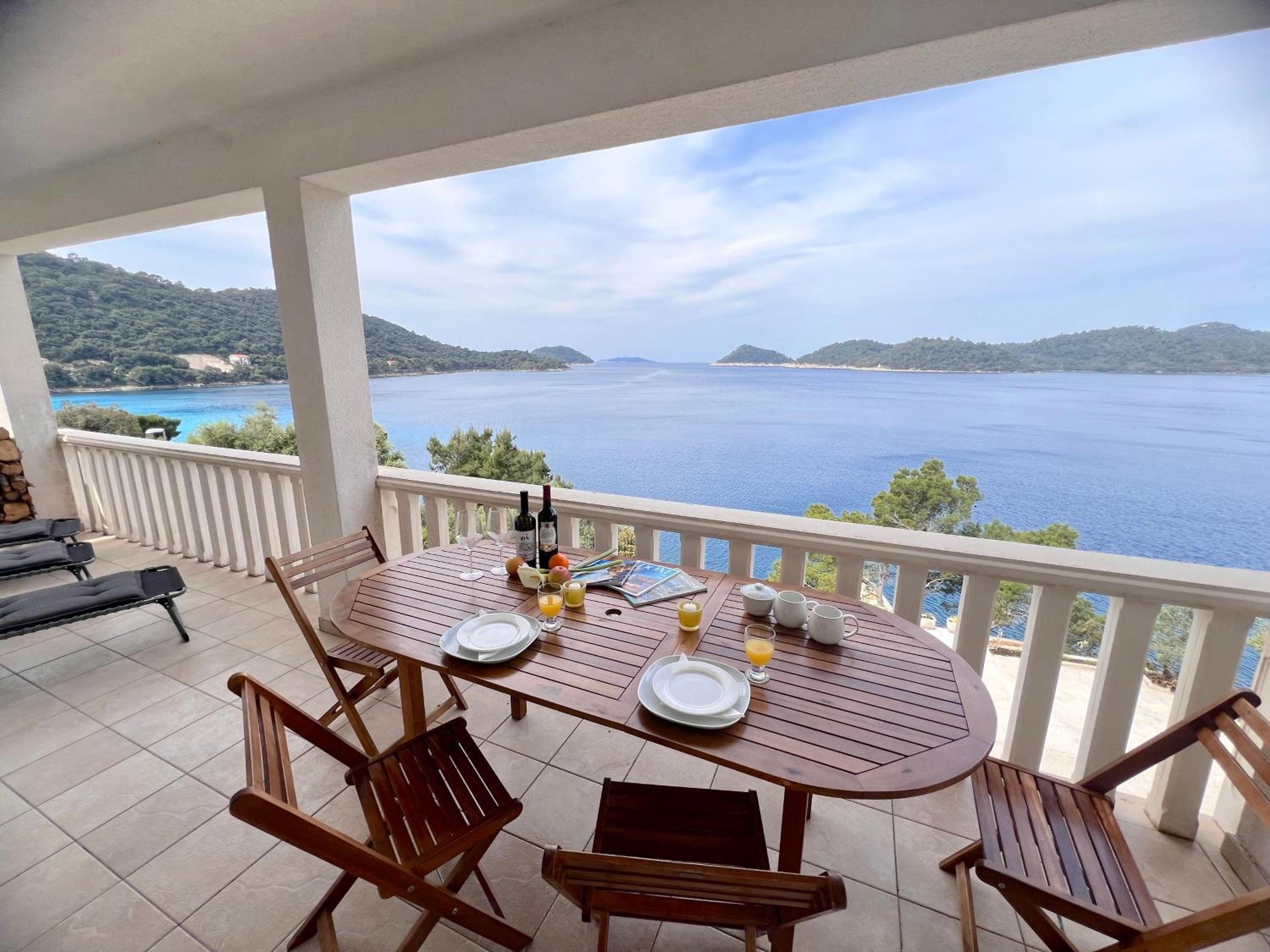 Terrace studios with panoramic seaview