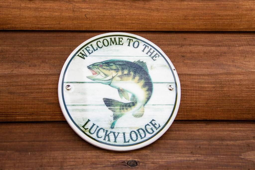 Rustic Chic Alabama Cabin w Loft Fire Pit Pet Friendly Fenced Yard Lake Guntersville - Lucky Lodge view 5
